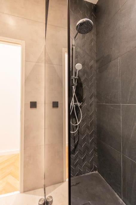 Harmonie Apartment Nimes Luaran gambar