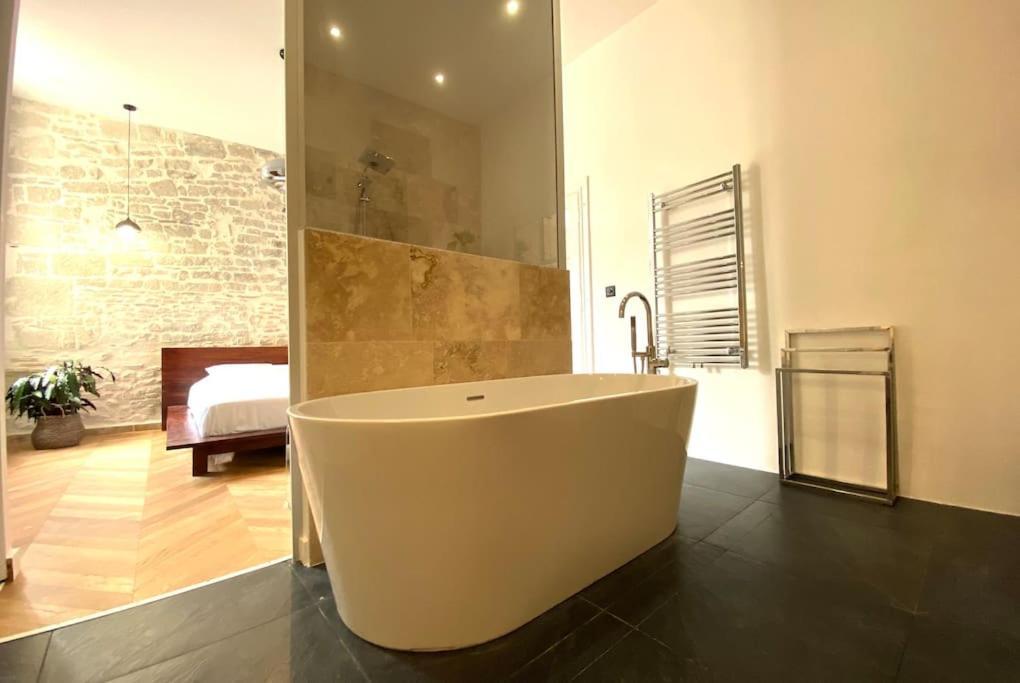 Harmonie Apartment Nimes Luaran gambar